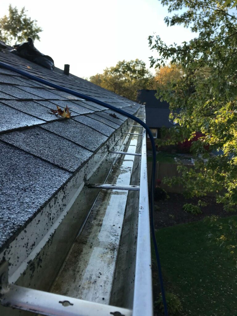 Gutter Cleaning Company New Berlin WI
